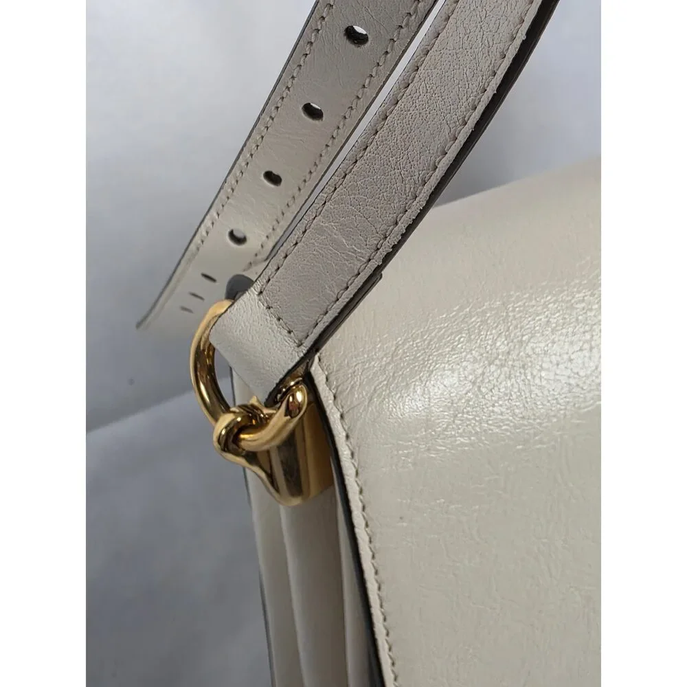 Gucci Crystal Animalier Shoulder Bag in Off-White Leather - Picture 4 of 11